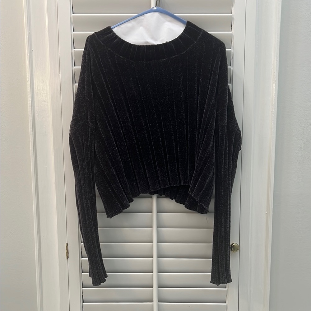Wild Flower Cropped Ribbed Crew Neck Sweater